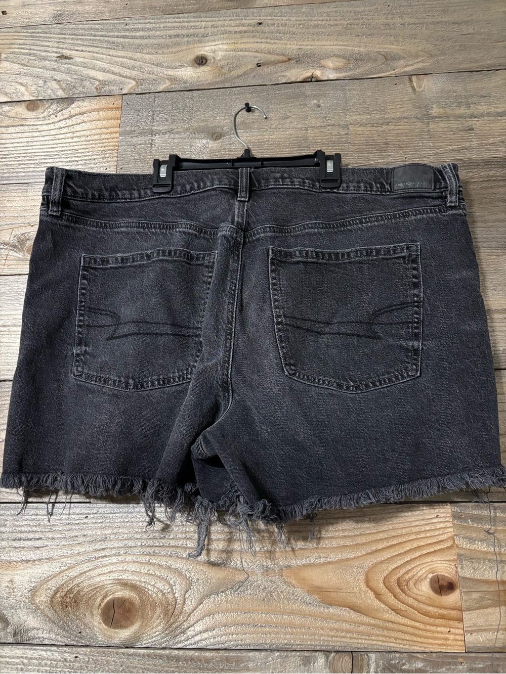 American eagle ex boyfriend black denim shorts - Picture 3 of 7